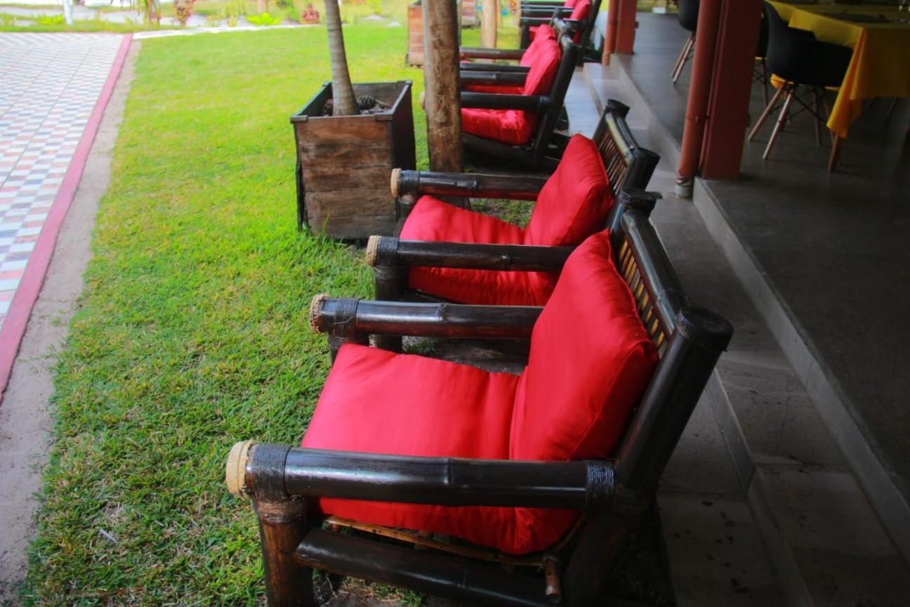 The Sanctuary Lodge Foulpointe Exterior foto